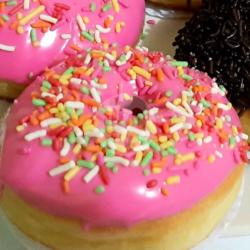 Donat Strawberry Rainbow Meses (no Happy Birthday Donat / Milad )