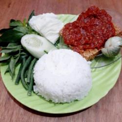 Nasi Lalapan Tempe Penyet