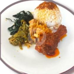 Nasi Padang Ayam Bumbu Rendang   Teh Tawar