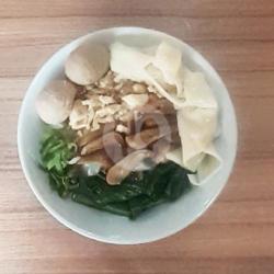 Kwetiau Ayam Jamur   Bakso