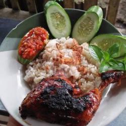 Nasi Liwet Ayam Bakar Komplit(paha)