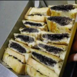 Roti Bakar Vanilla Coklat Keju Susu