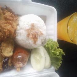 3 Nasi Ayam Kepruk