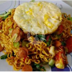 Mie Goreng Jawa Sosis   Telor Ceplok