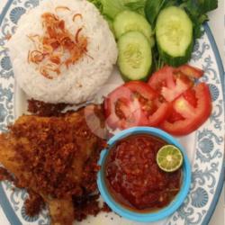 Paket Nasi Ayam Goreng Ketumbar Paha Lalap Dan Sambal