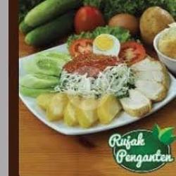 Rujak Pengantin Lontong