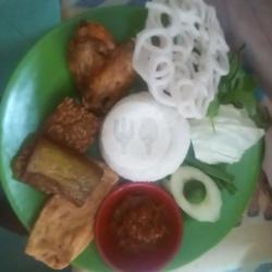 Nasi Penyetan Sayap