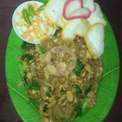 Mie Tiauw Goreng Telor