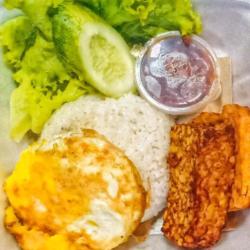 Nasi Sambal Telor Dadar   Tahu Tempe