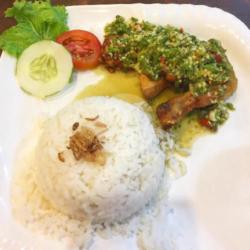 Ayam Cabe Rawit Ijo   Air Mineral Mindy