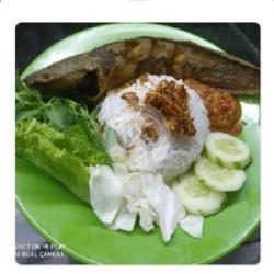 Nasi Uduk Pecel Lele