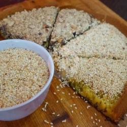 Martabak Kecil Kacang Wijen