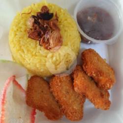 Nasi Kuning Chiken Naget