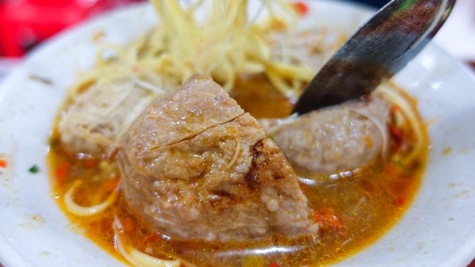 Bakso Solo Samrat, Tebet