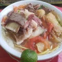 Soto Mie Kumplit