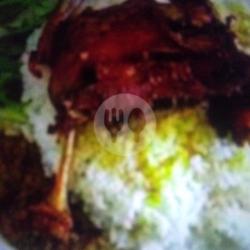 Nasi Ayam Goreng Sambal Lalapan