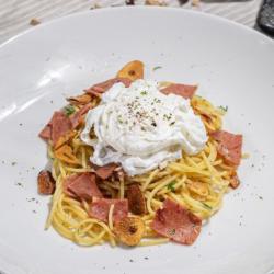 Spaghetti Smoked Beef & Poached Egg