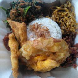 Nasi Urap   Telur