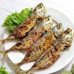 Ikan Kembung Goreng Serundeng