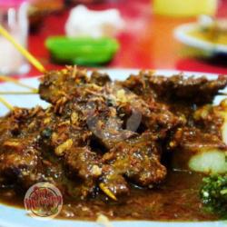 Sate Setengah Porsi