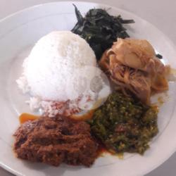 Nasi Pahe Rendang Daging