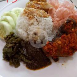 Nasi Ikan Baung Sambal