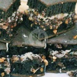 Martabak Manis Black Sweet Pisang Kacang