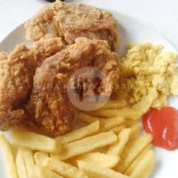 Ayam Crispy Kentang Goreng