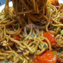 Bakmi Goreng Nyemek