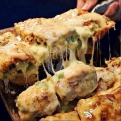 Martabak Telur Sepesial Bebek Keju Mozzarella