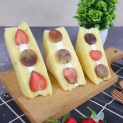 Sandwich Fruit