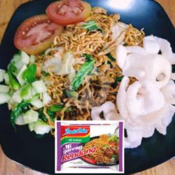 Indomie Goreng Gila Rendang