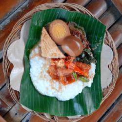 Bubur Gudeg Telur Tahu