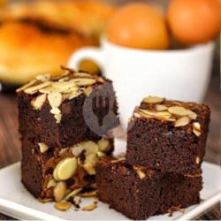 Brownies Slice