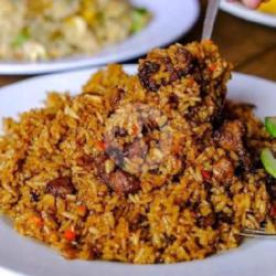 Nasi Goreng Pedas Ayam Krispi