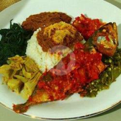 Nasi Ikan Kembung Cabe Merah.sayur Kumplit