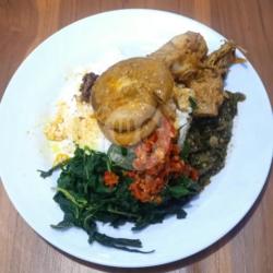 Nasi Gulai Usus