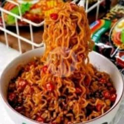 Indomie Goreng Mercon Tante