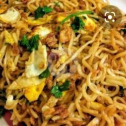 Indomi Goreng Telur Ayam Siwir