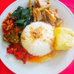 Nasi Tahu  Perkedel Kentang