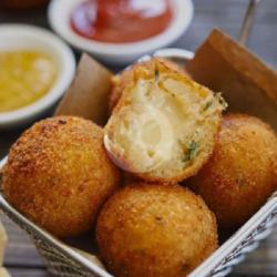 Potato Cheese Balls