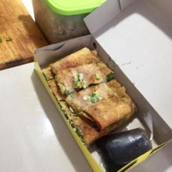 Martabak Asin 2 Telor Kuah Cuko