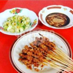 Sate Sapi Asin Pedas Banget