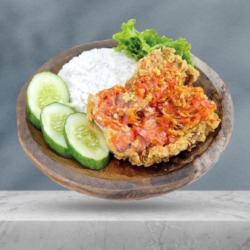 Nasi Ayam Geprek (sambal Gema)