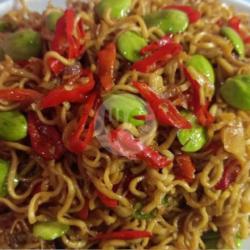 Mie Goreng Ati Ampela Petai