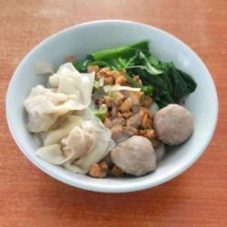 Kwetiaw Pangsit Bakso Sapi