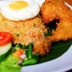 Nasi Goreng Ayam Utuh