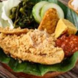 Nasi Ikan Dori Crispy Penyet