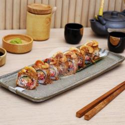 Kani Peanut Floss Sushi Roll