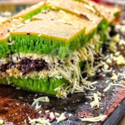 Martabak Manis Pandan Keju Kacang Coklat Special